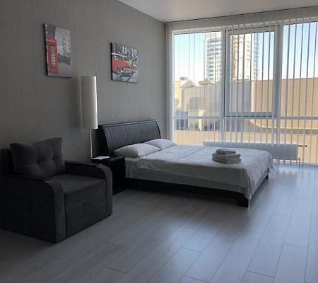 Apartmant In Smart Plaza 基輔 外观 照片